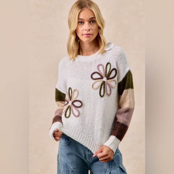 BiBi Flower Color Block Sweater🌹🌸💐 - Picture 1 of 6